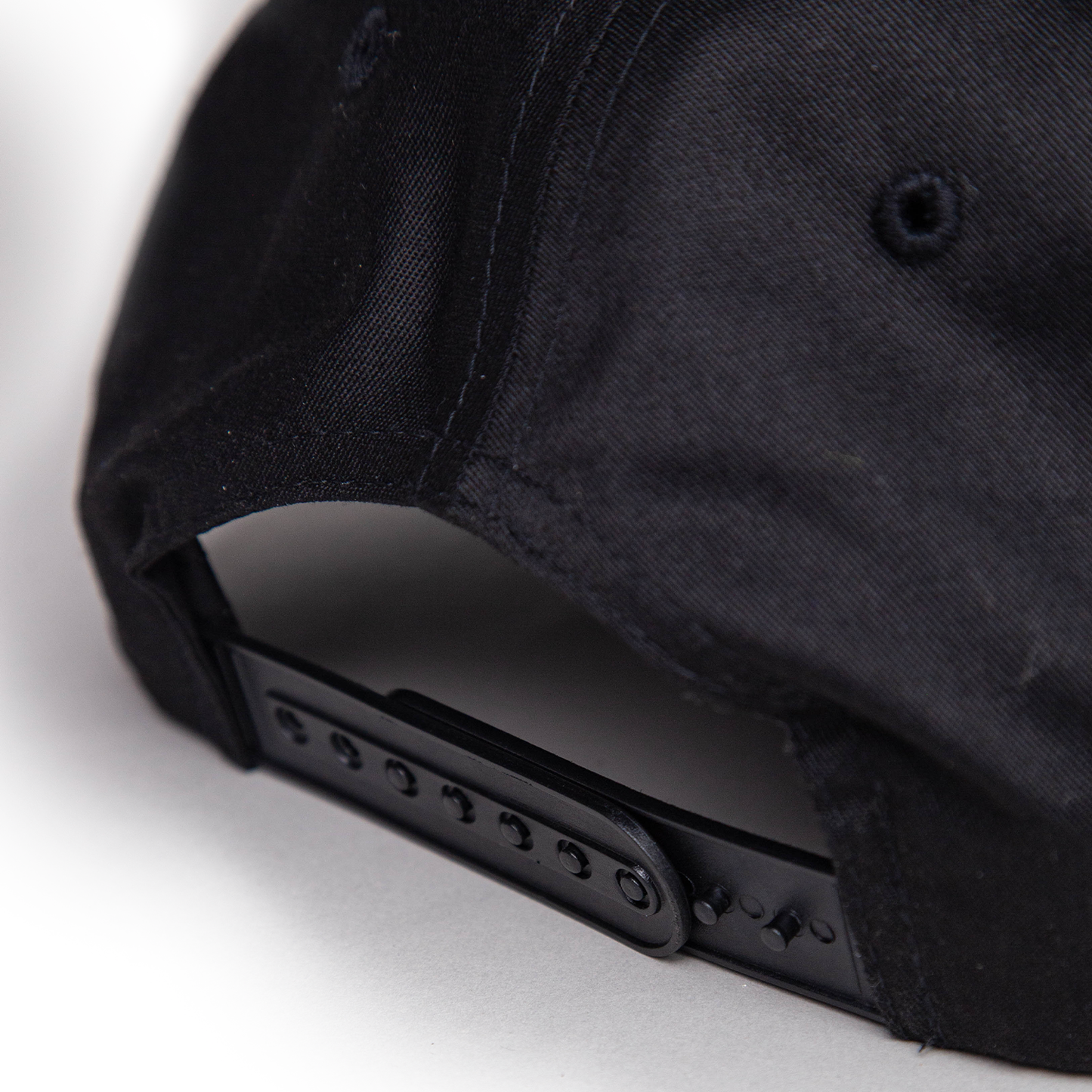 SPEEDING AND ACTION ROPE HAT BLACK
