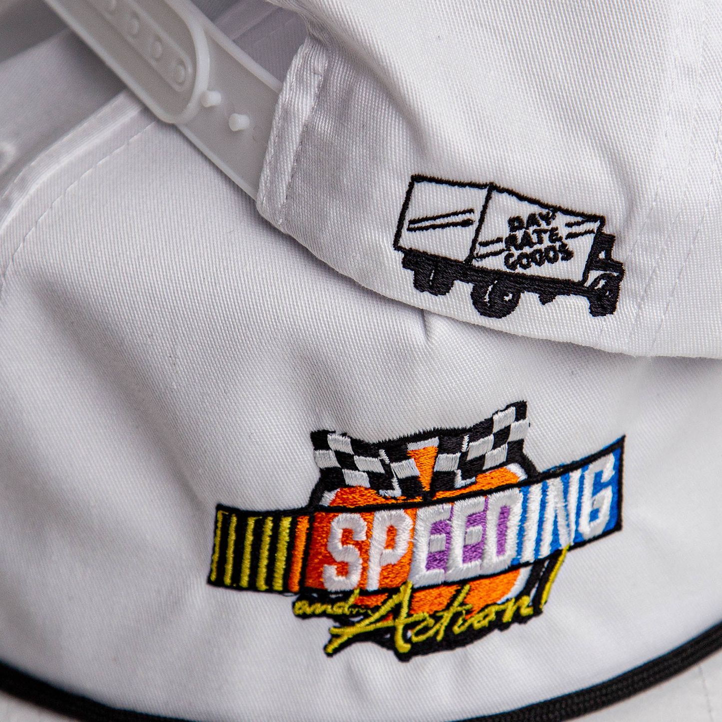 SPEEDING AND ACTION ROPE HAT WHITE